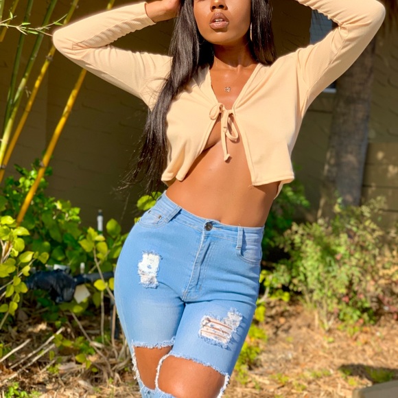 Pretty tan shirt from Pretty Little Thing ✨ - Picture 3 of 3